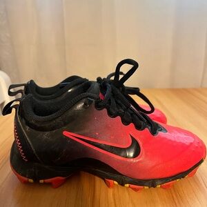 Child 11C cleats